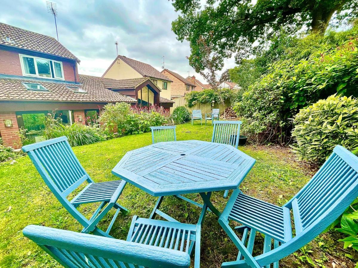 Penderi House Usk With Cymru Holidays Exterior photo